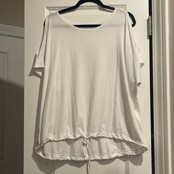 lululemon athletica Tops - Lululemon Top